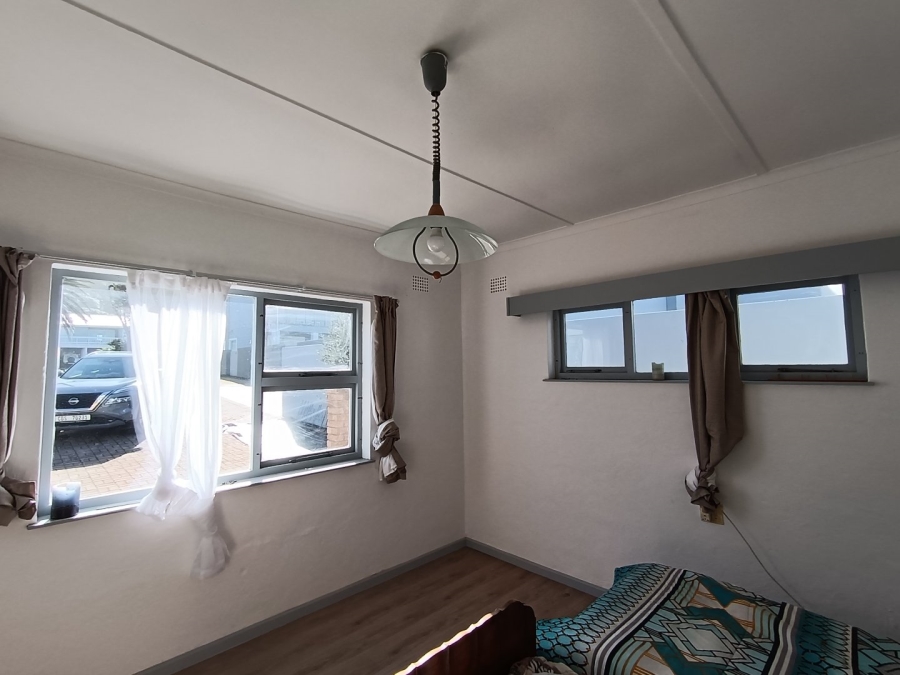 To Let 3 Bedroom Property for Rent in Glentana Western Cape